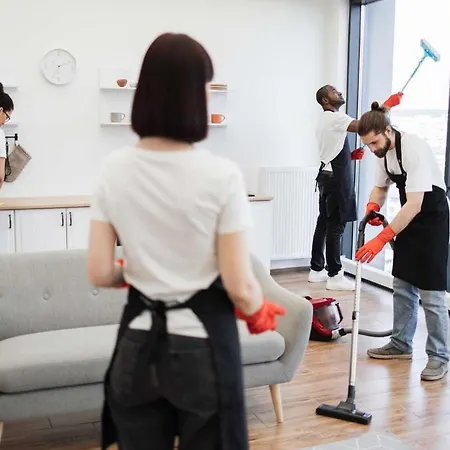 Boutique & Brand New Prime Location Park & Lägenhet