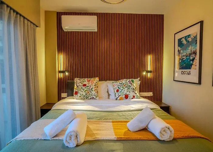 Boutique & Brand New Prime Location Park & Lägenhet Limassol