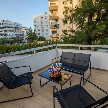 Boutique & Brand New Prime Location Park &