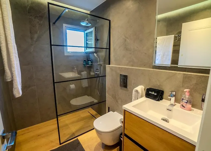 Boutique & Brand New Prime Location Park & Apartamento Limassol